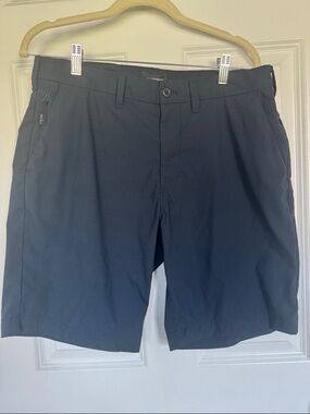 Express Men’s Performance Tech Shorts - 9” Inseam - Slim Fit - Navy - Size 33